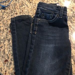 Girls size 6x skinny Levi jeans